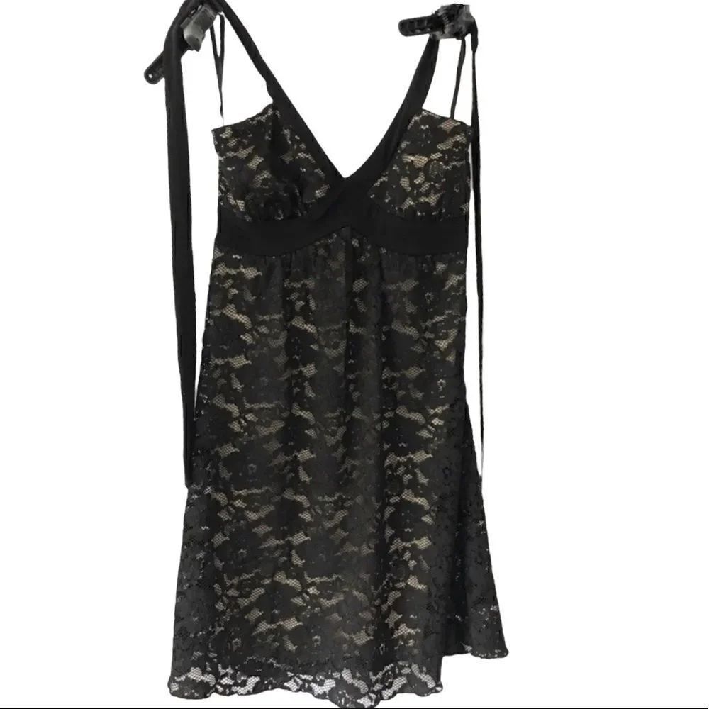 Sweet Storm Black Lace Stretch Dress Size Small